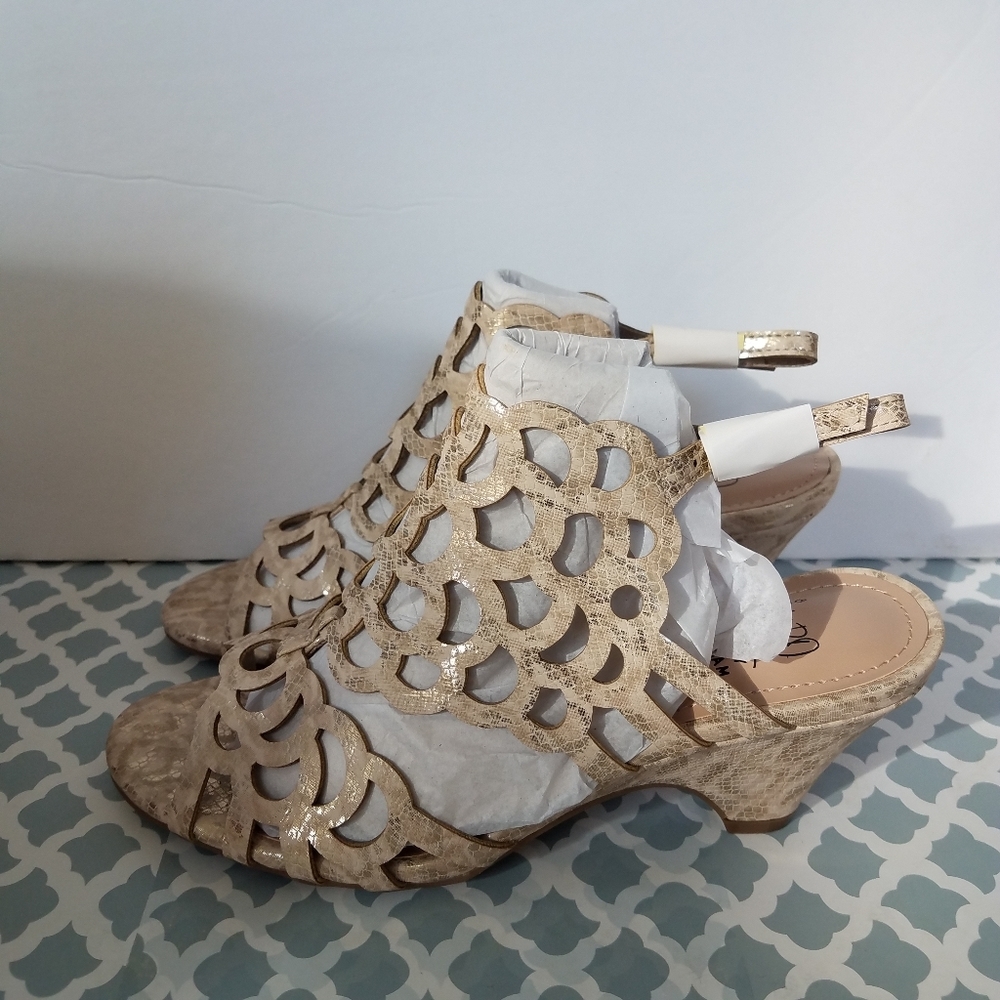 Nadirah Dress Sandal with Memory Foam 6.5 NIB - Picture 10 of 10